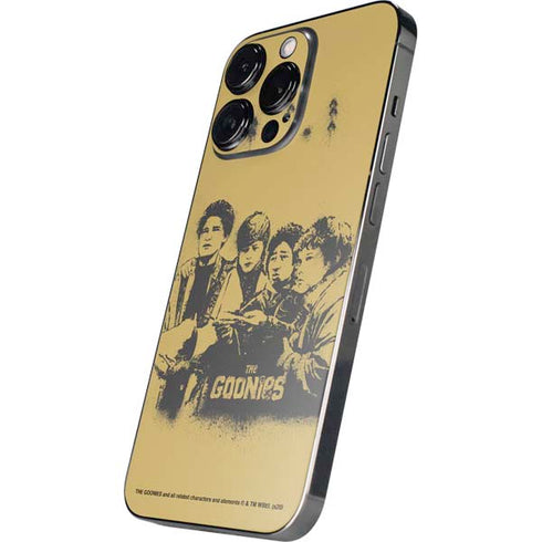 Warner Bros The Goonies (1985) The Goonies Cast iPhone 16 Pro Skin